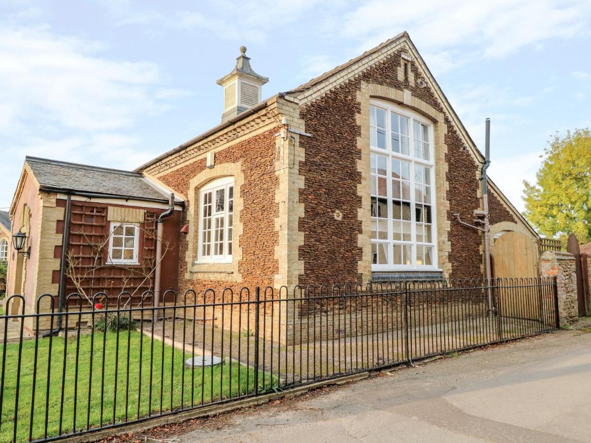 The Old School Wereham Exterior foto